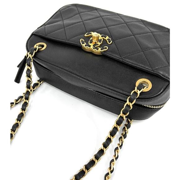 CHANEL Black Quilted 19 Chain Shoulder Bag A-A29389 - Picture 6 of 11